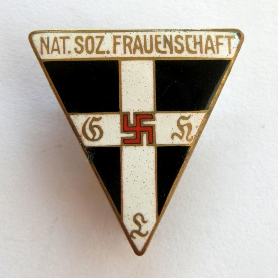 Nat. Soz. Frauenschaft Senior Women's Leaders Pin Badge.