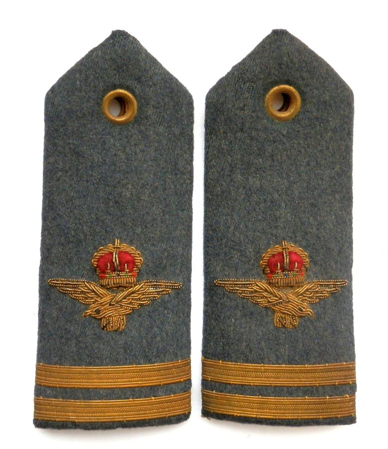 Royal Air Force Pair of Flight Lieutenants Epaulettes