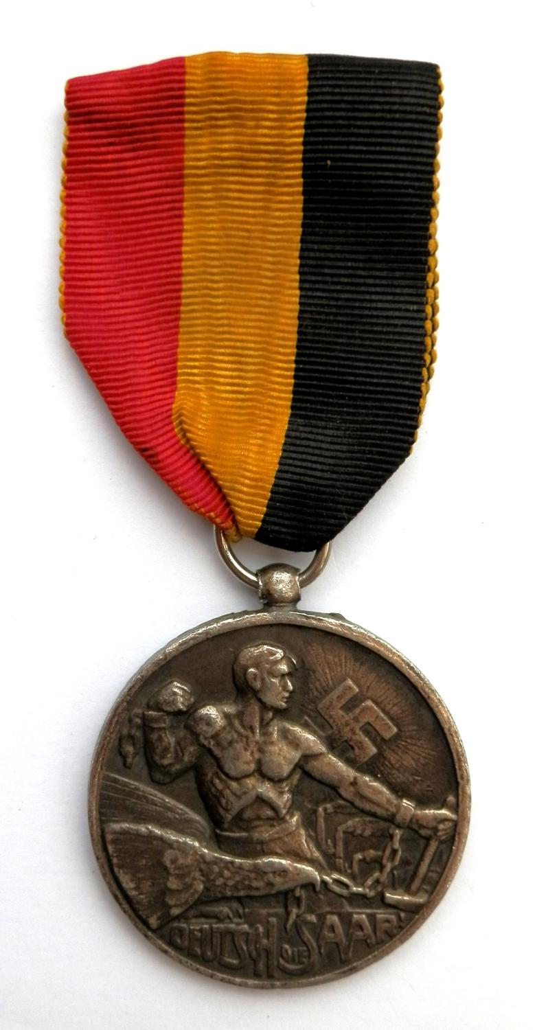 Deutsch Die Sarr, Frei Die Sarr. 13th January 1935 Medal.