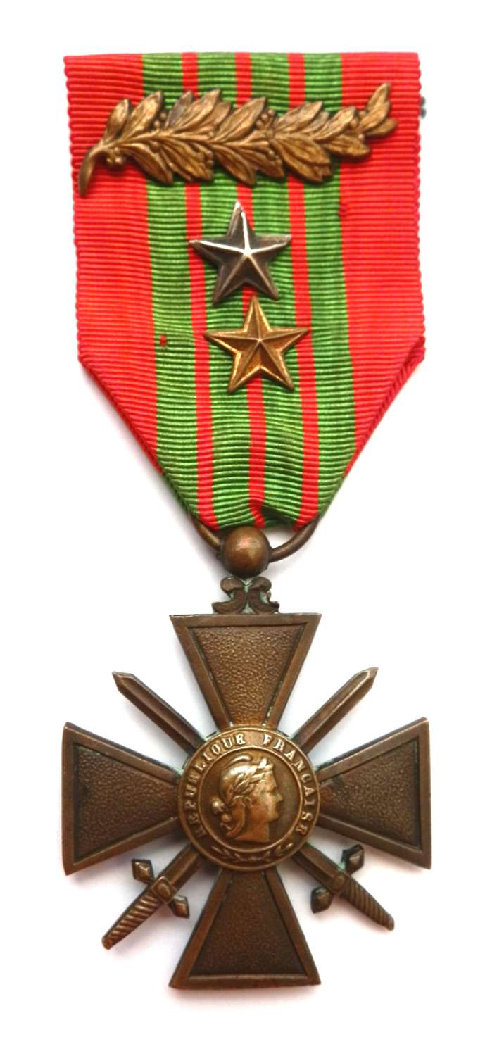 French Croix de Guerre with Palm & Stars. 1939 issue.