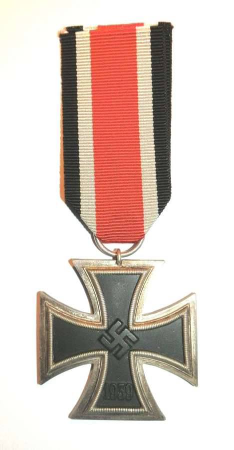 Third Reich Iron Cross, 2nd Class. Non maker marked.