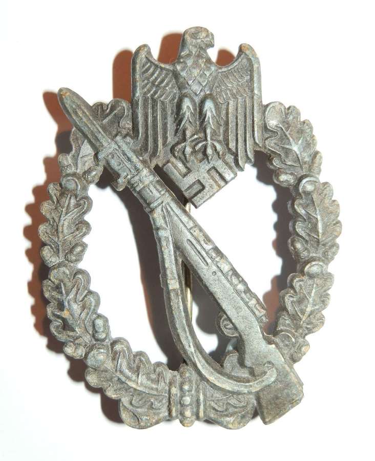 German Infantry Assault Badge. By Werner REDO W.R. 42’.