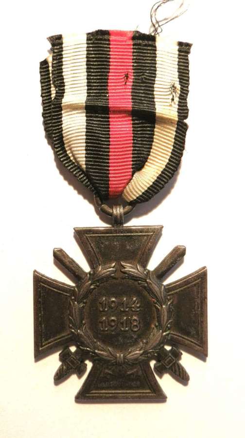 WWI Combatants Cross of Honour 1914-18. Maker marked T. & T. L.