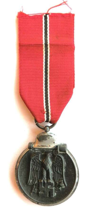 Winter Campaign Medal Russia 1941-42. (Eastern Front Medal) Marked 8.