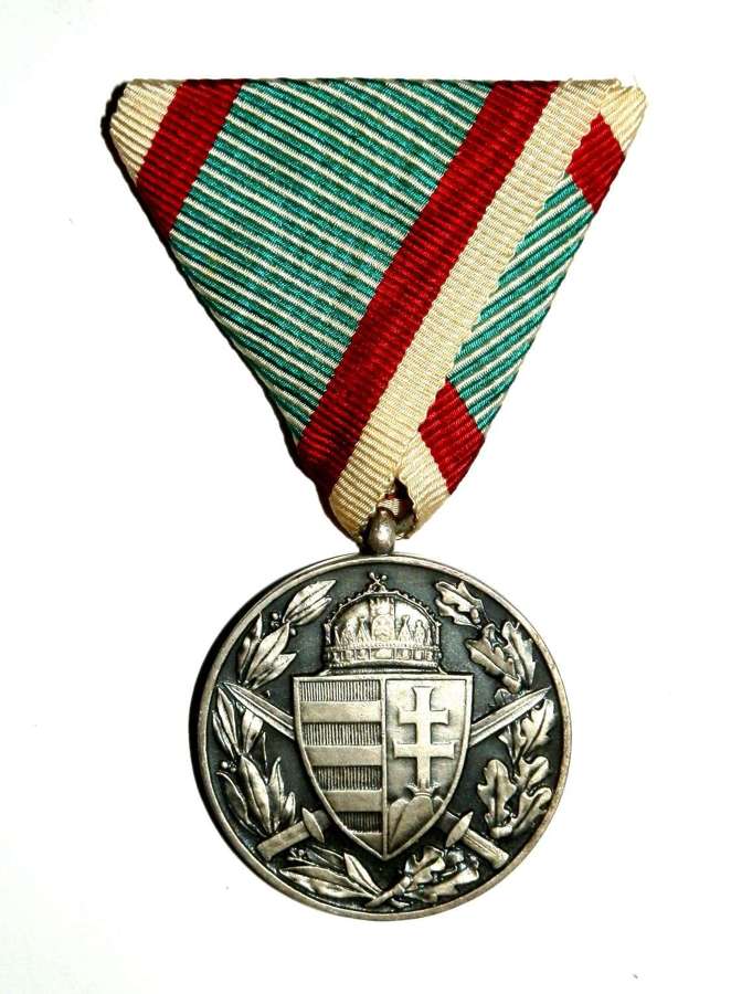 Austro - Hungarian World War I Service Medal 1914-18.