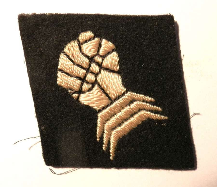 6th Armoured Division Cloth Formation Sign. Woven Shoulder Title.