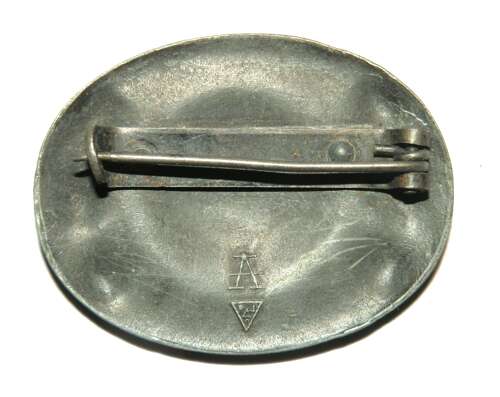 German Female RAD (Reichsarbeitsdienst) Brooch.
